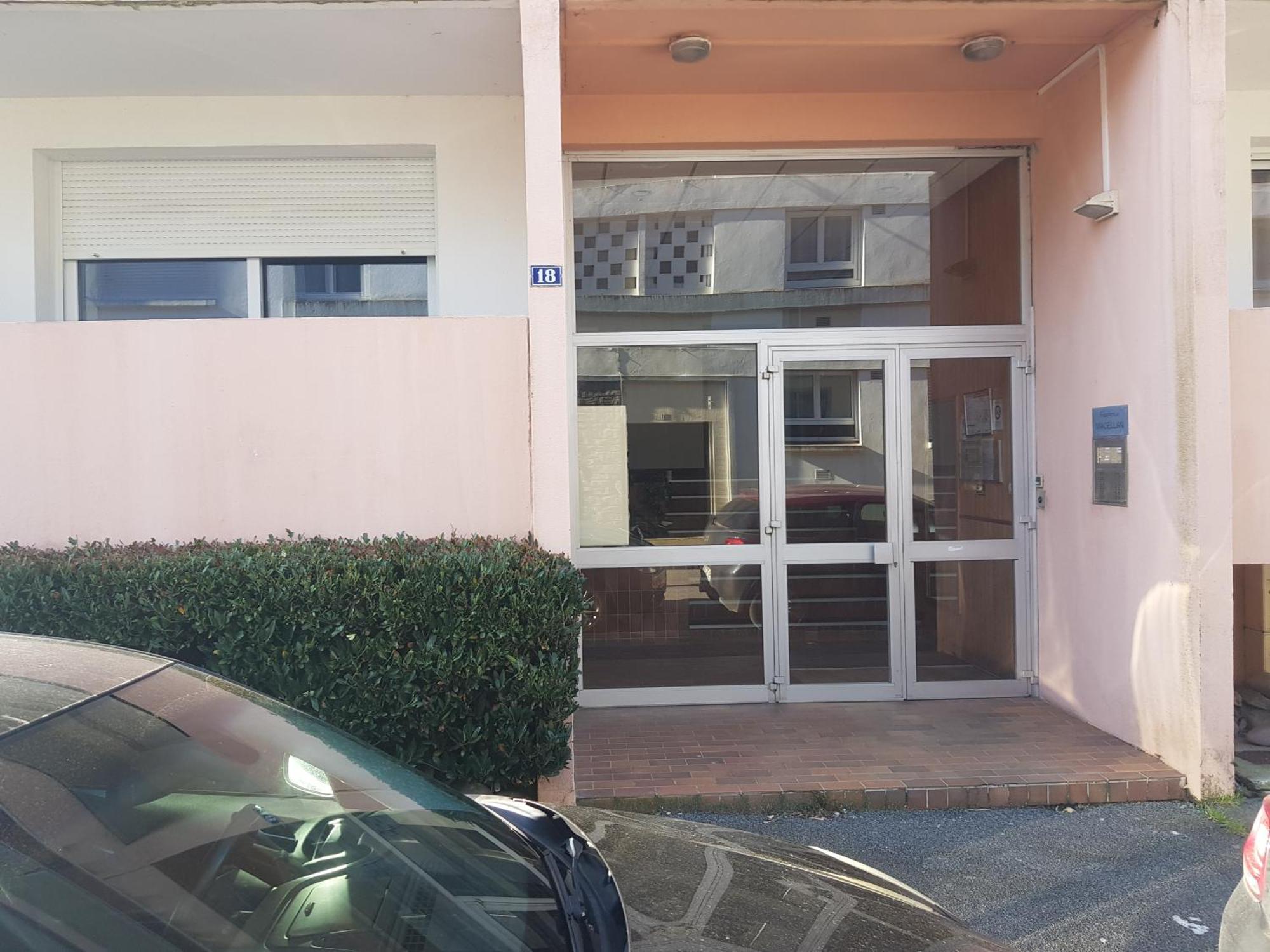 Grand Studio Avec Parking A 10 Minutes Des Plages Лориан Екстериор снимка